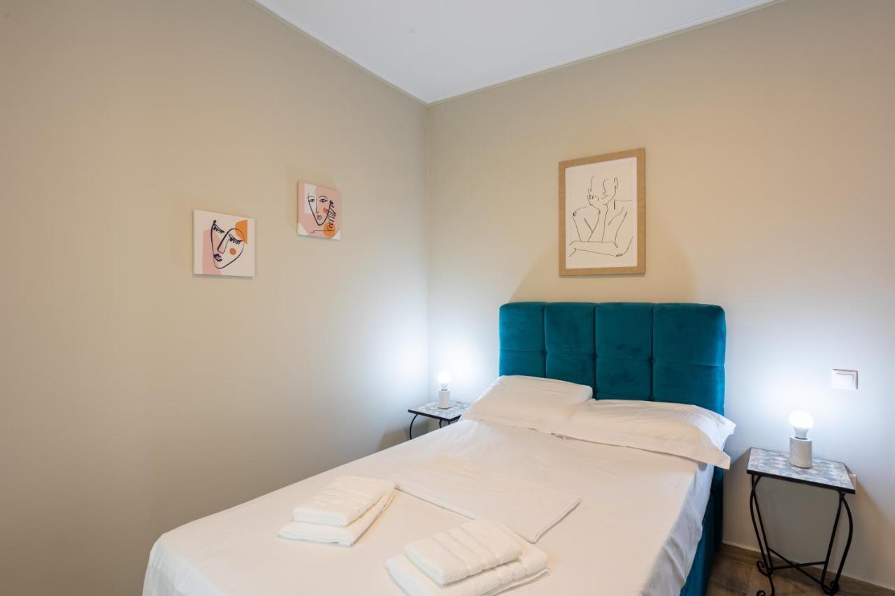 Luxury & Cozy Apartment Месіні Екстер'єр фото