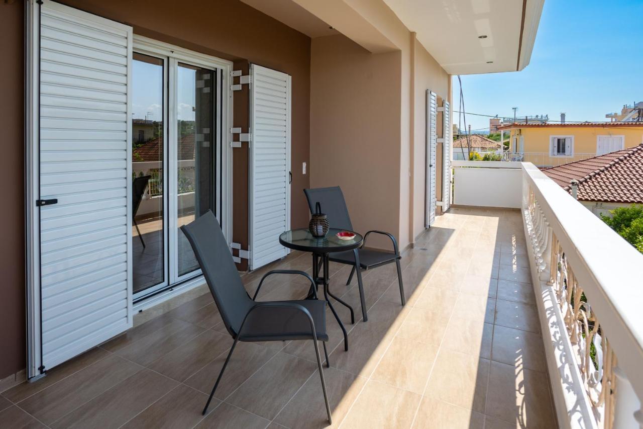 Luxury & Cozy Apartment Месіні Екстер'єр фото