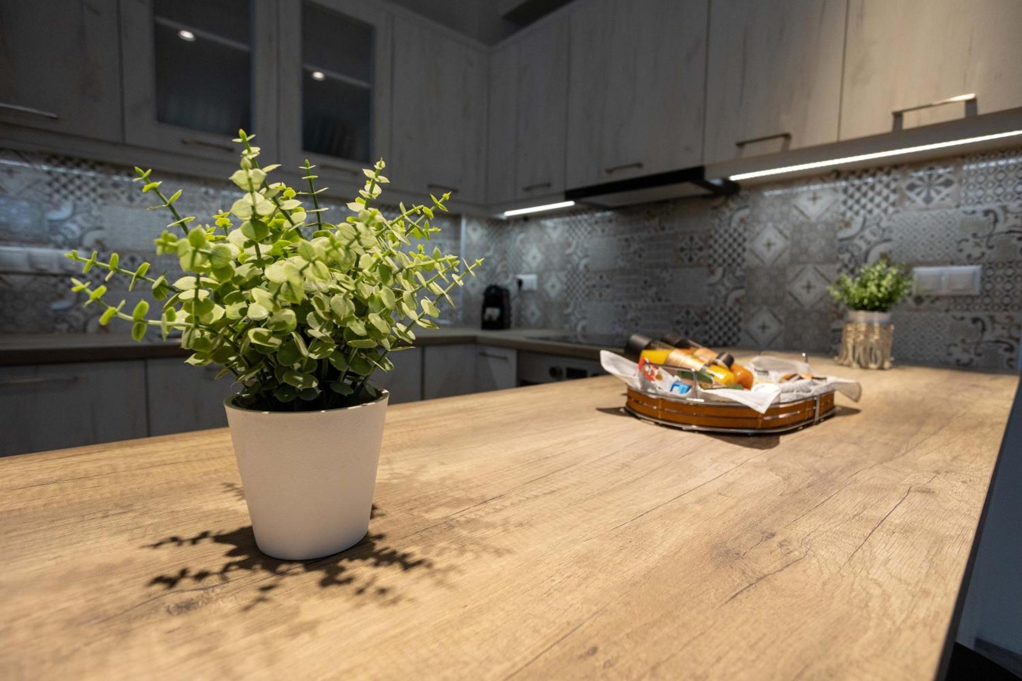 Luxury & Cozy Apartment Месіні Екстер'єр фото