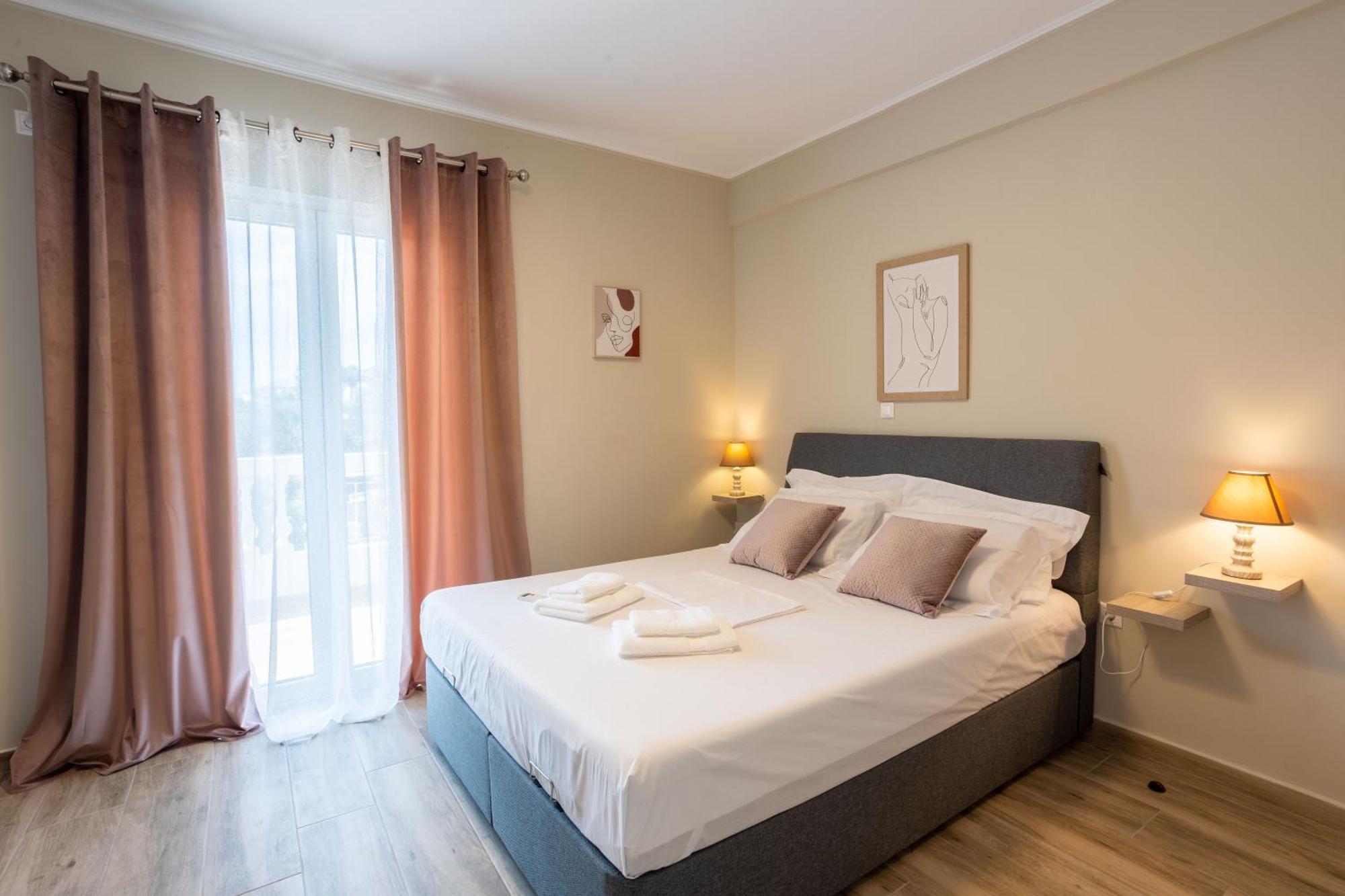 Luxury & Cozy Apartment Месіні Екстер'єр фото